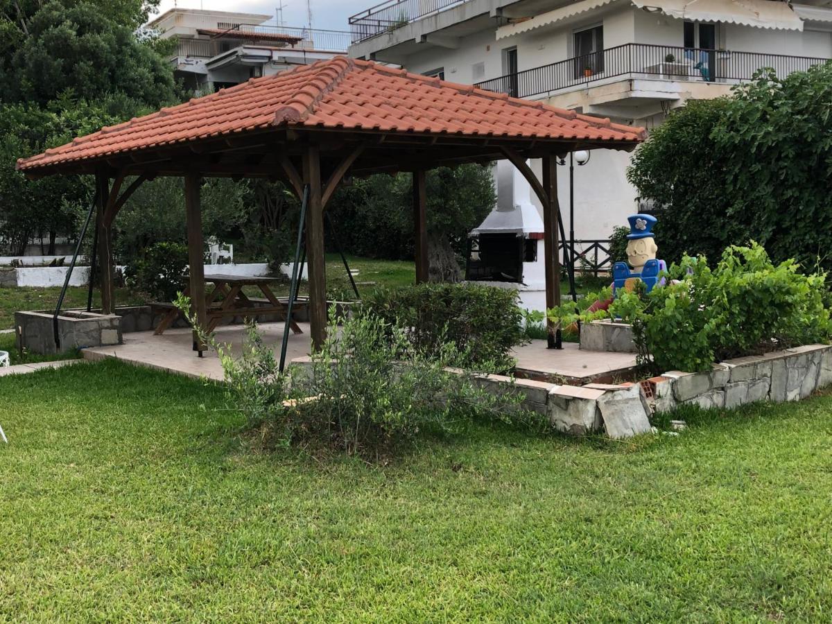 Thea Sea Apartment Неа Мудания Екстериор снимка