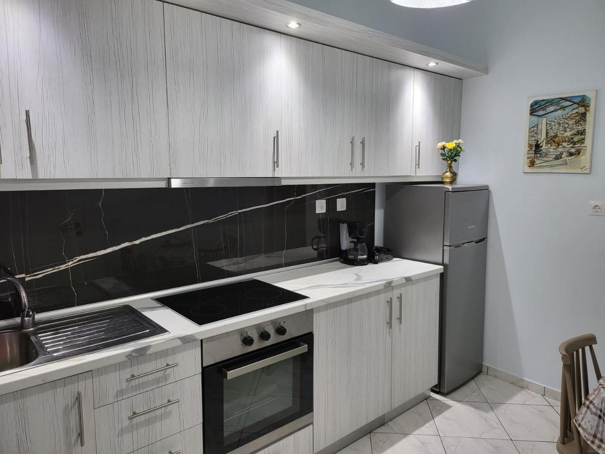 Thea Sea Apartment Неа Мудания Екстериор снимка